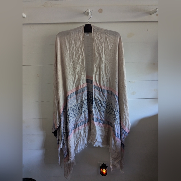 Maurices Other - Maurices shawl one size fits most
